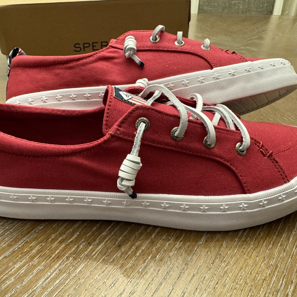 NEW in Box Sperry Crest Vibe Solid Red Red Shoes